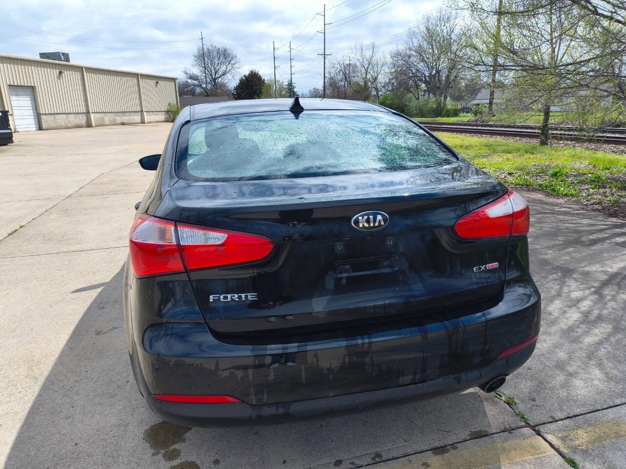 Used 2015 Kia Forte EX w/ UVO Package W/17" Alloys FWD image 3
