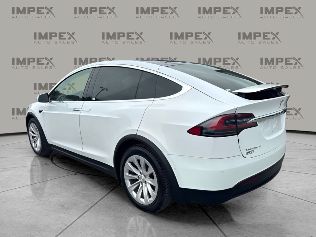 Used 2019 Tesla Model X 100D AWD/4WD image 3