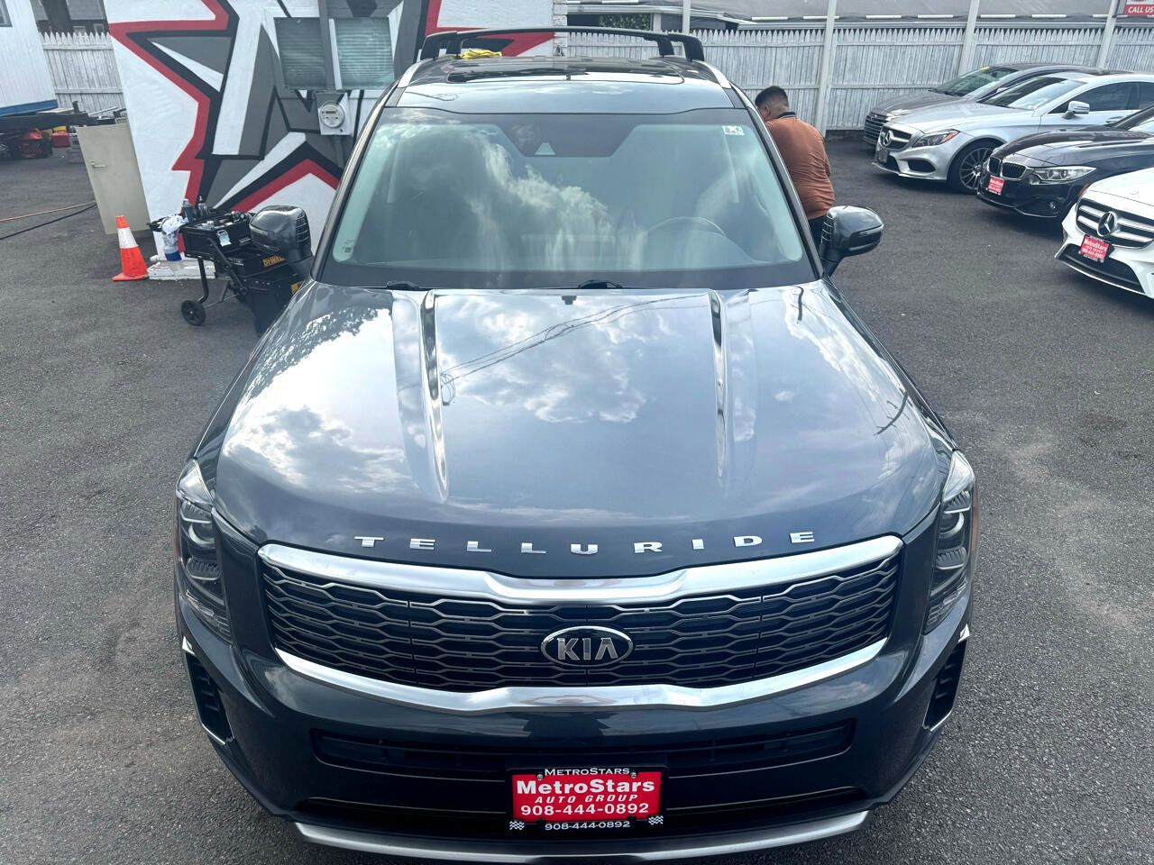 Used 2020 Kia Telluride EX w/ EX Premium Package image 2