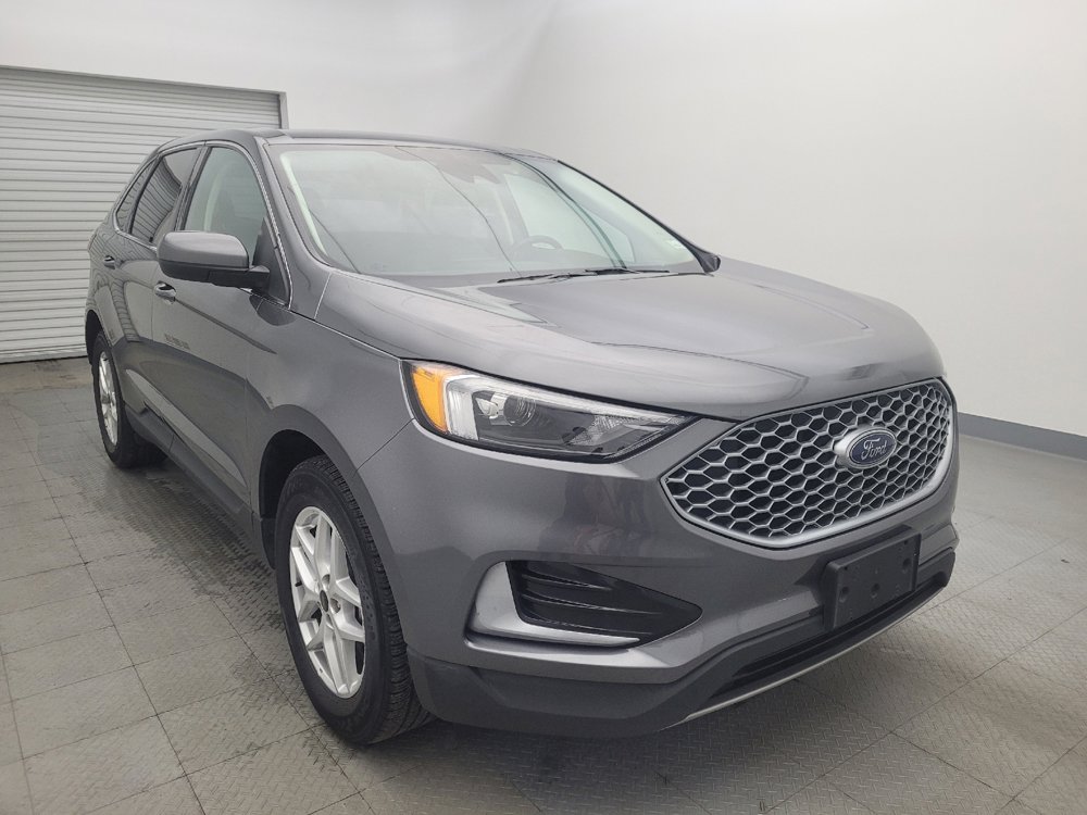 Used 2023 Ford Edge SEL image 13
