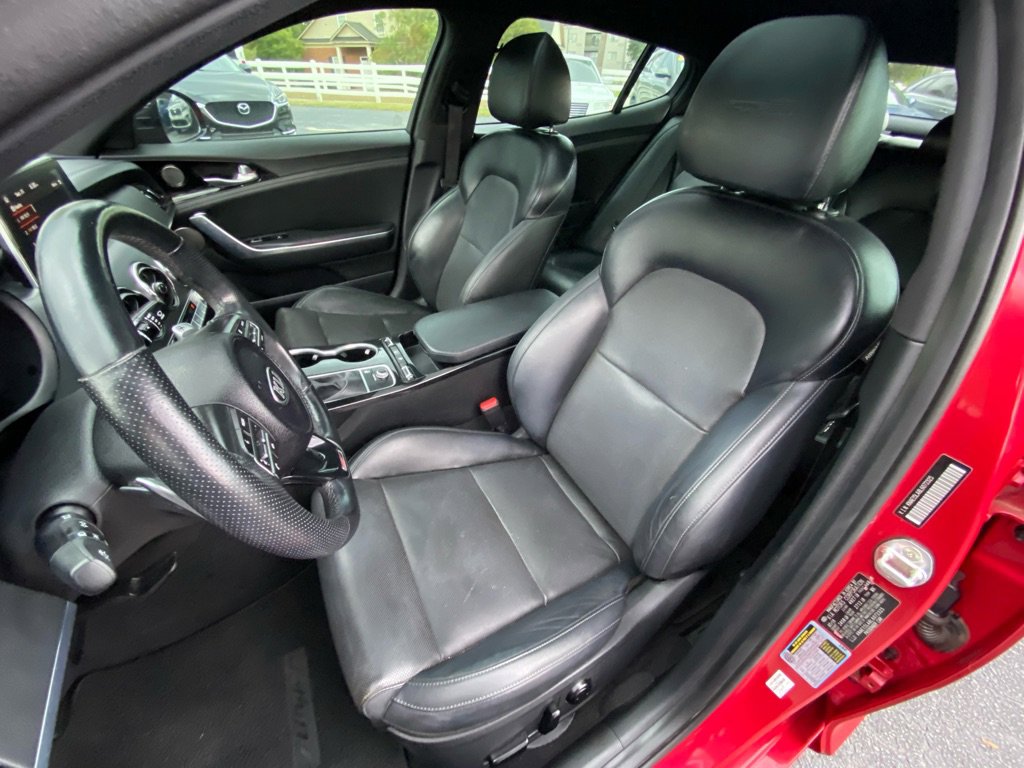 Used 2020 Kia Stinger GT-Line w/ Sun & Sound Package image 32