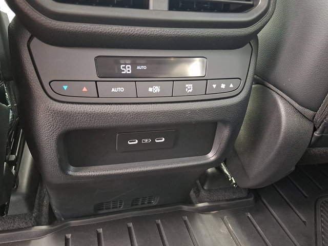 Certified 2025 Honda Pilot EX-L image 13