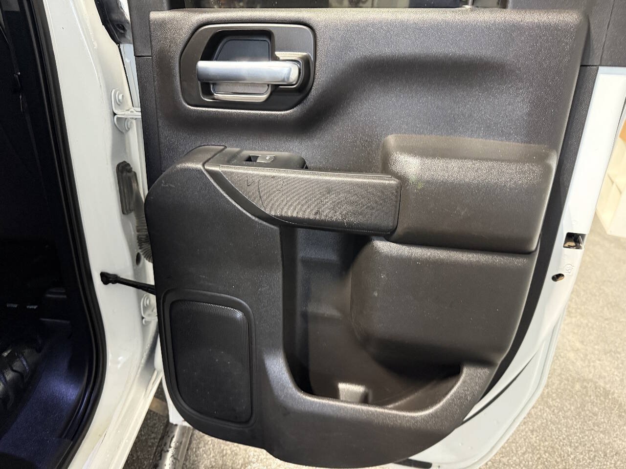 Used 2023 GMC Sierra 2500 Pro w/ Convenience Package AWD/4WD image 17