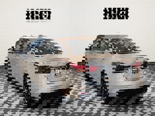 Used 2025 Nissan Altima 2.5 SR FWD image 7