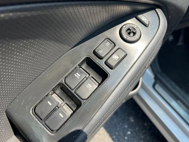 Used 2012 Kia Optima Hybrid w/ Hybrid Premium Technology Pkg FWD image 30
