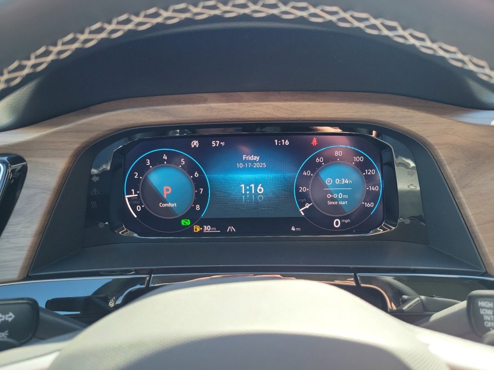 New 2026 Volkswagen Atlas SE image 11