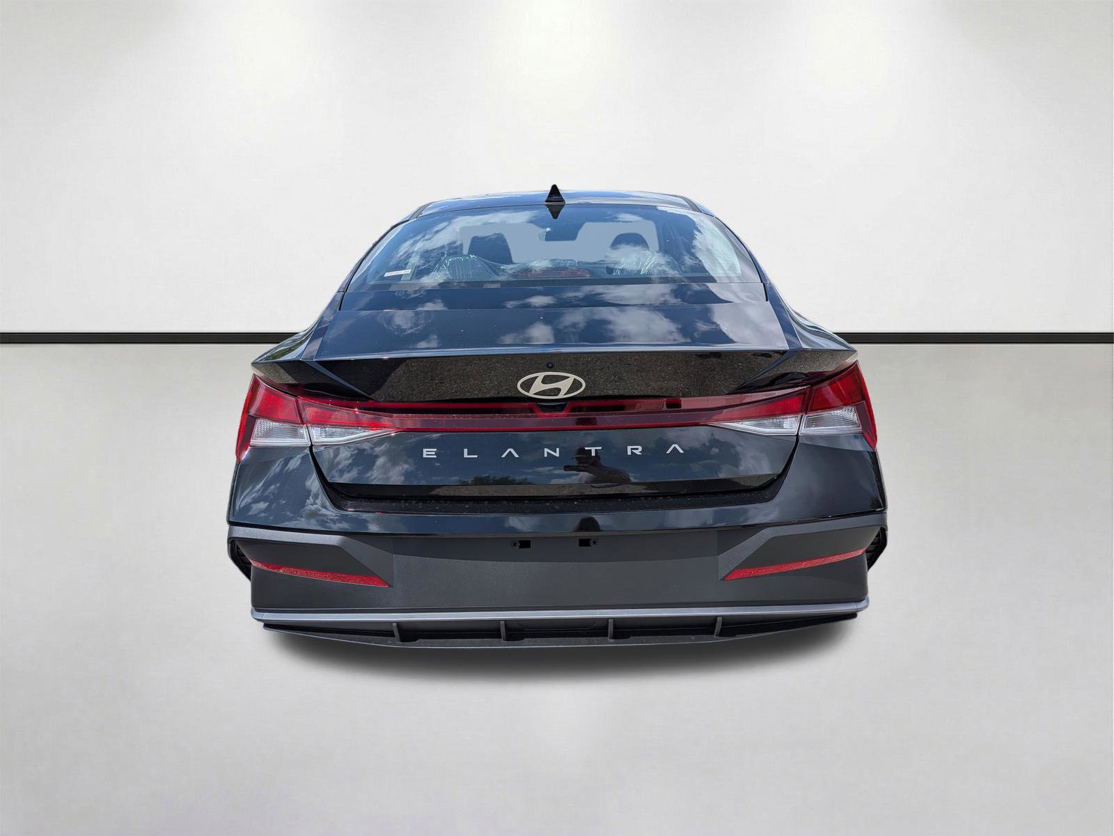 New 2026 Hyundai Elantra SE image 5