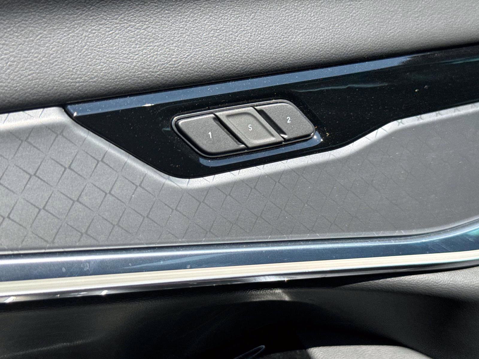 New 2025 Jeep Wagoneer S Limited image 13