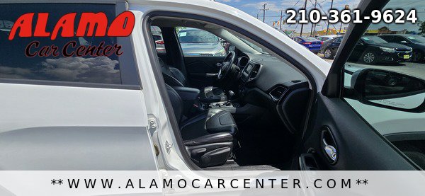 Used 2019 Jeep Cherokee Latitude Plus FWD image 14