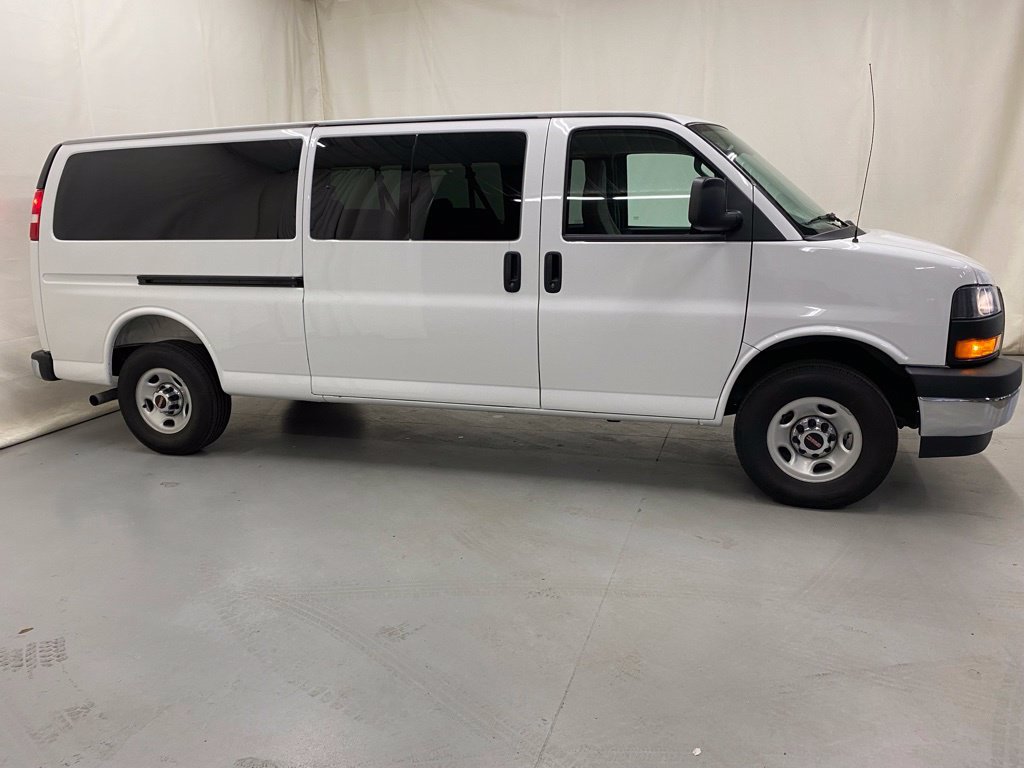 Used 2025 GMC Savana 3500 LT w/ LT Preferred Equipment Group RWD image 11