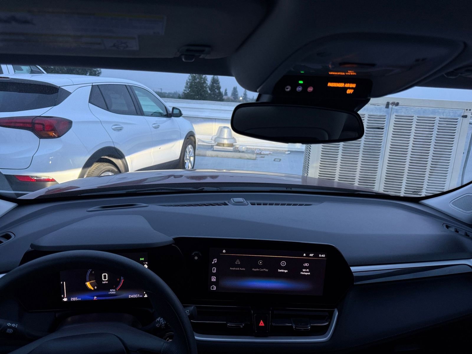 Used 2025 Chevrolet TrailBlazer LT image 32