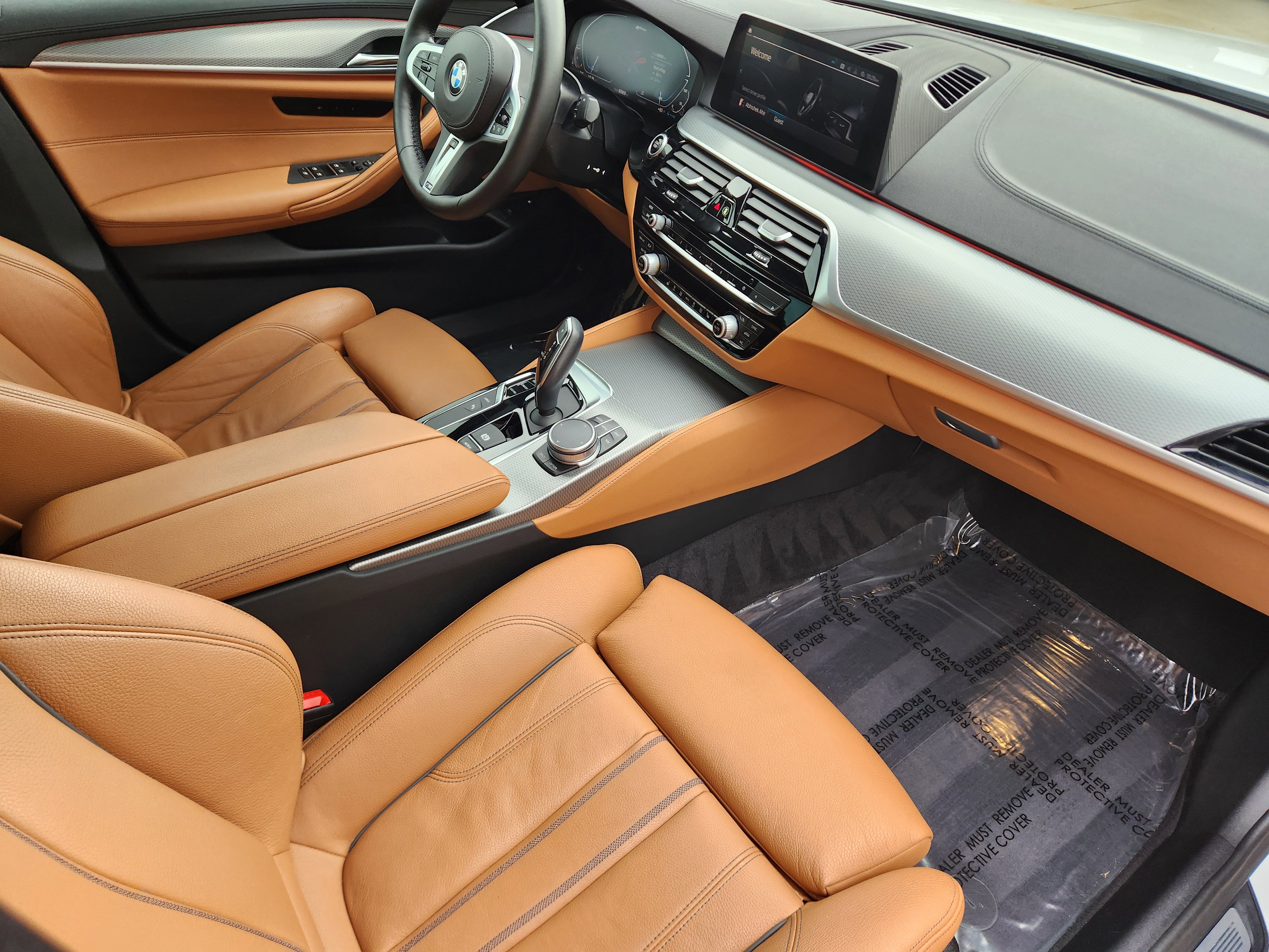 Used 2020 BMW 530e w/ M Sport Package image 14