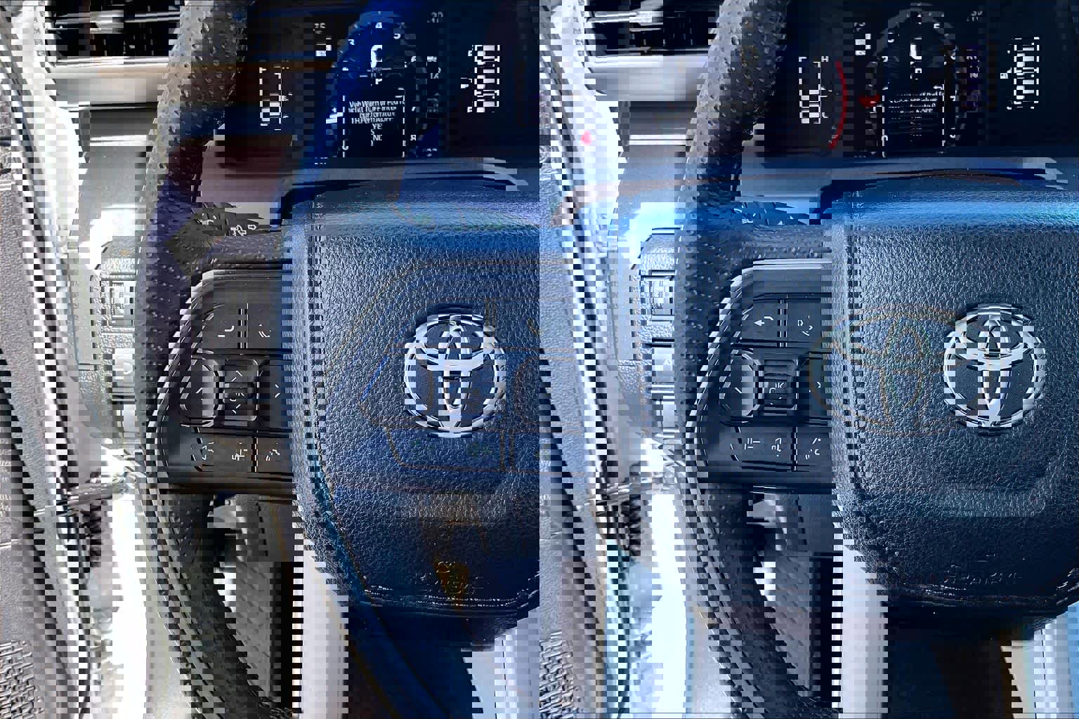 Used 2025 Toyota 4Runner SR5 image 22