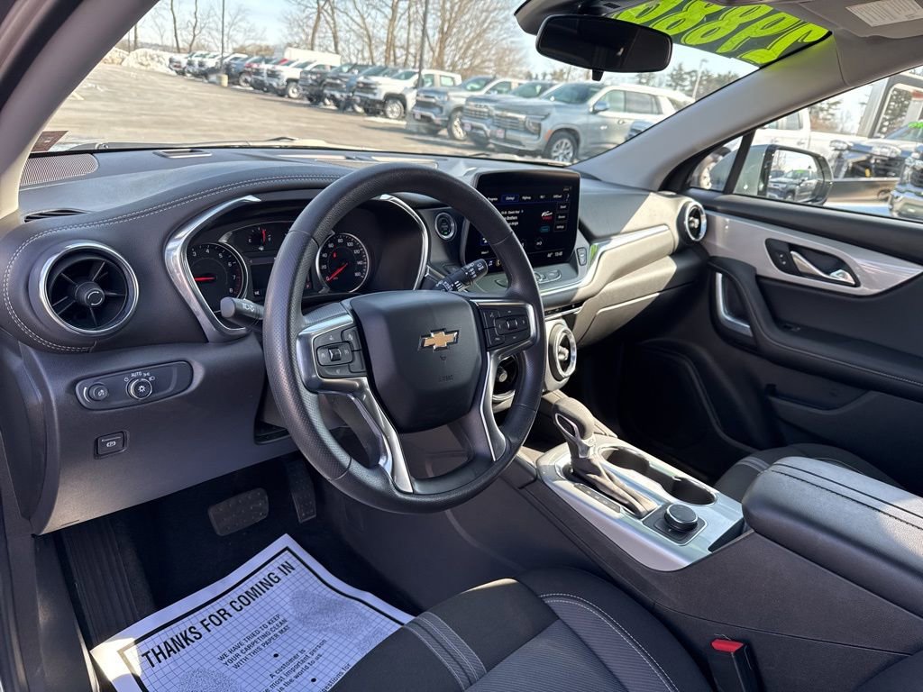 Used 2025 Chevrolet Blazer LT image 20