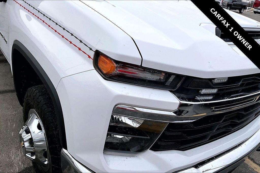 Used 2024 Chevrolet Silverado 3500 LT w/ Convenience Package image 30
