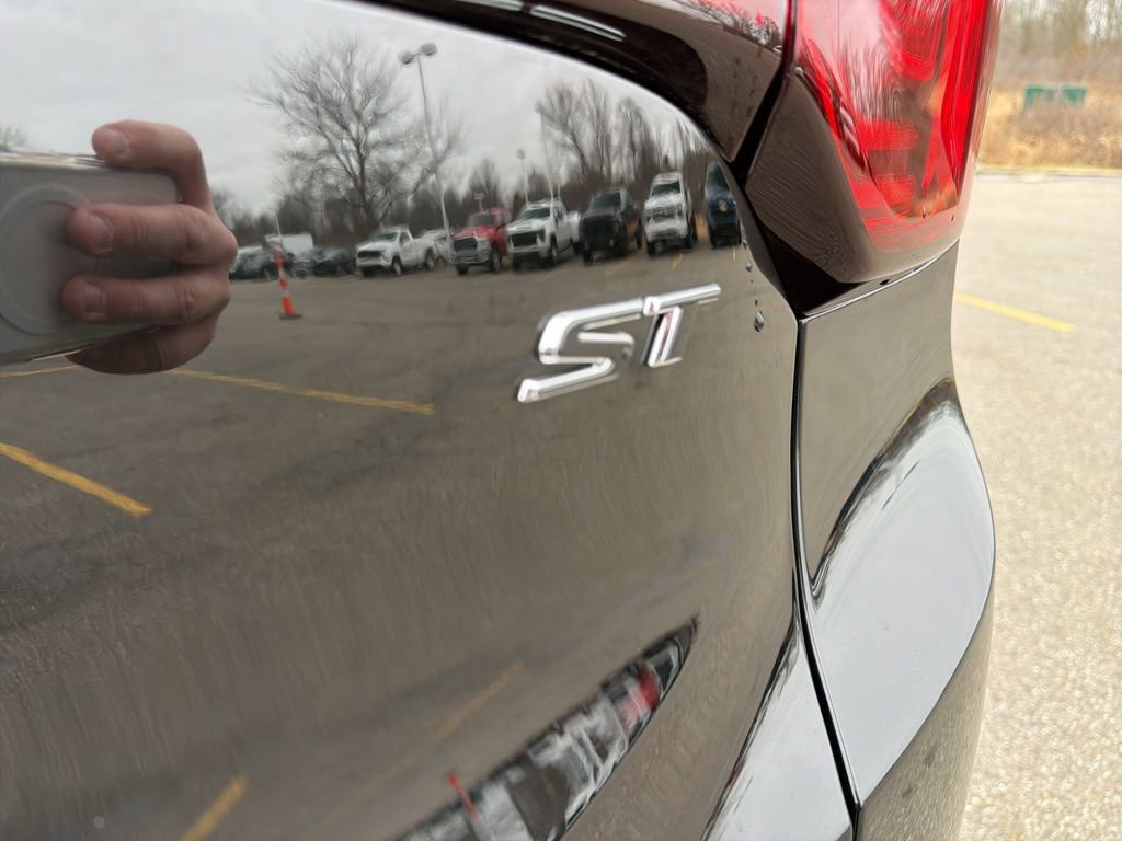 Used 2024 Buick Encore GX Sport Touring w/ Advanced Technology Package image 10