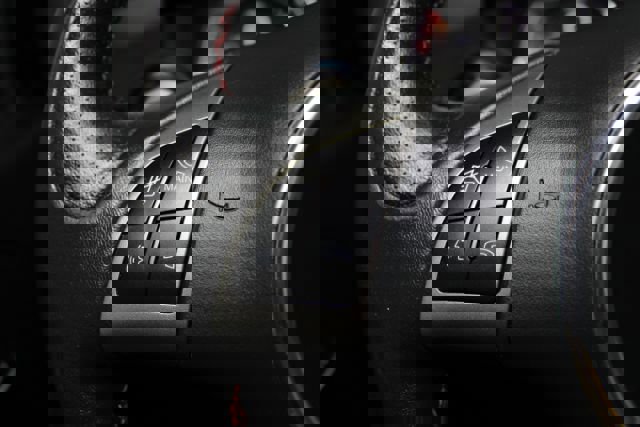 Used 2015 FIAT 500 Abarth w/ Beats Audio Package image 19