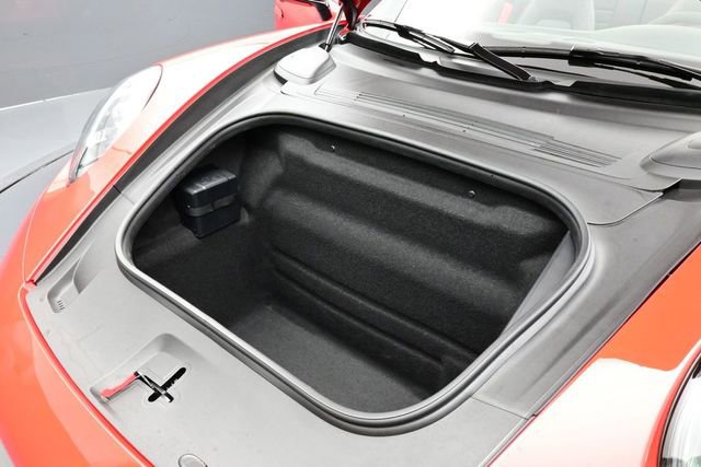 Certified 2025 Porsche 911 Carrera RWD image 15