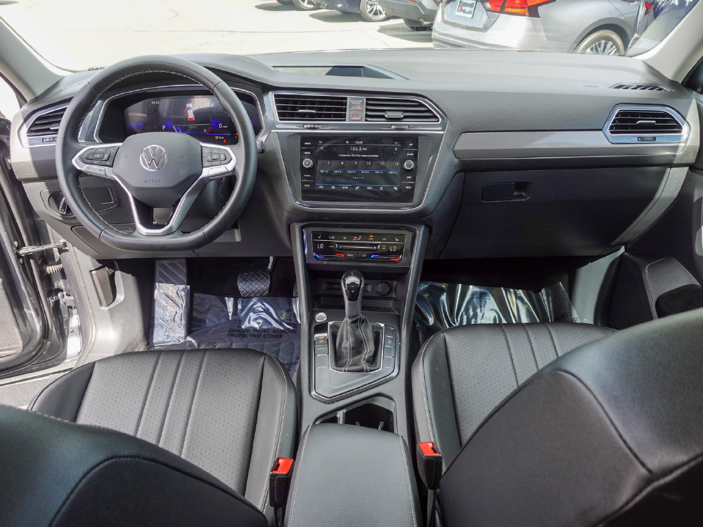 Used 2023 Volkswagen Tiguan SE FWD image 26