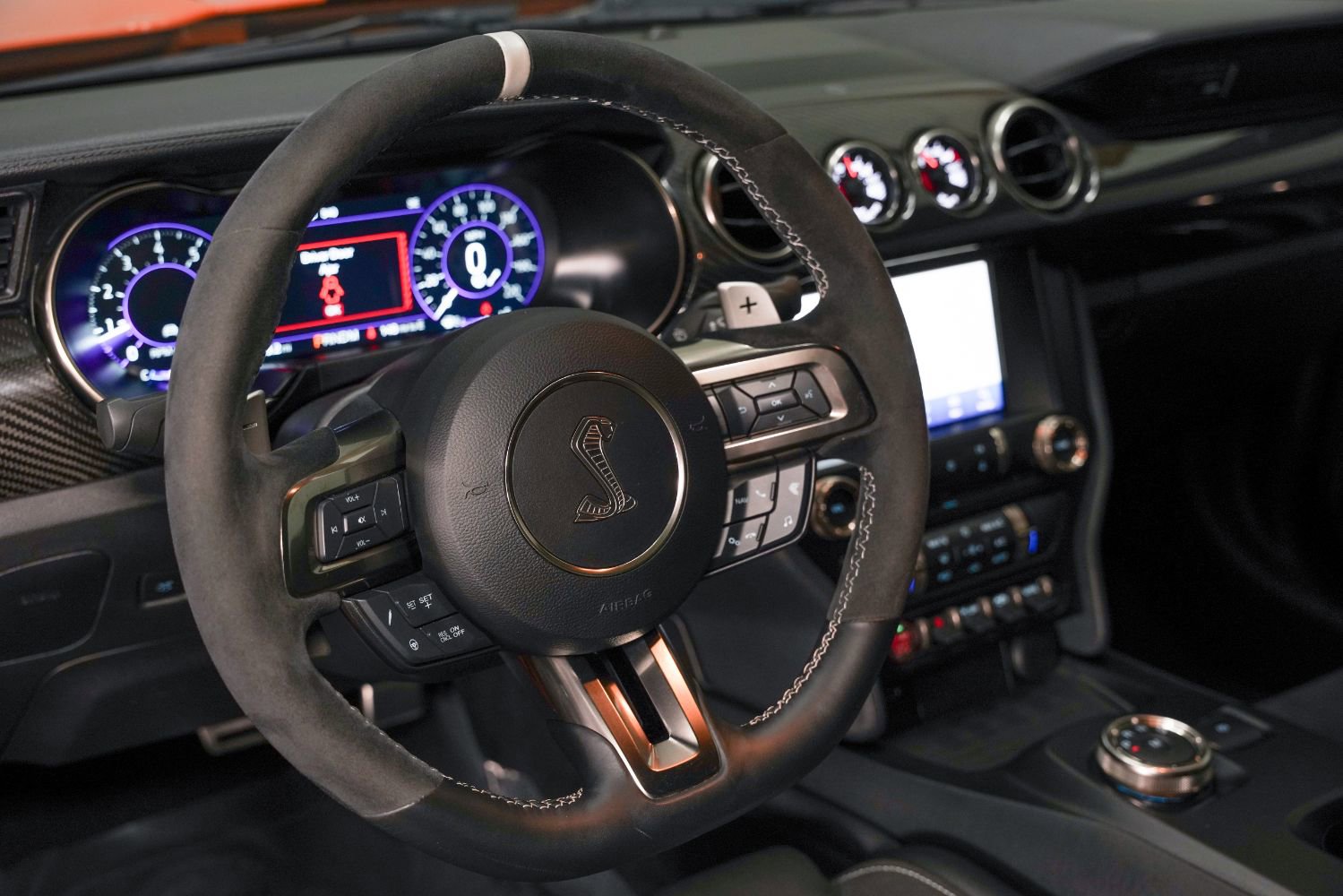 Used 2020 Ford Mustang Shelby GT500 w/ Carbon Fiber Track Pack image 44
