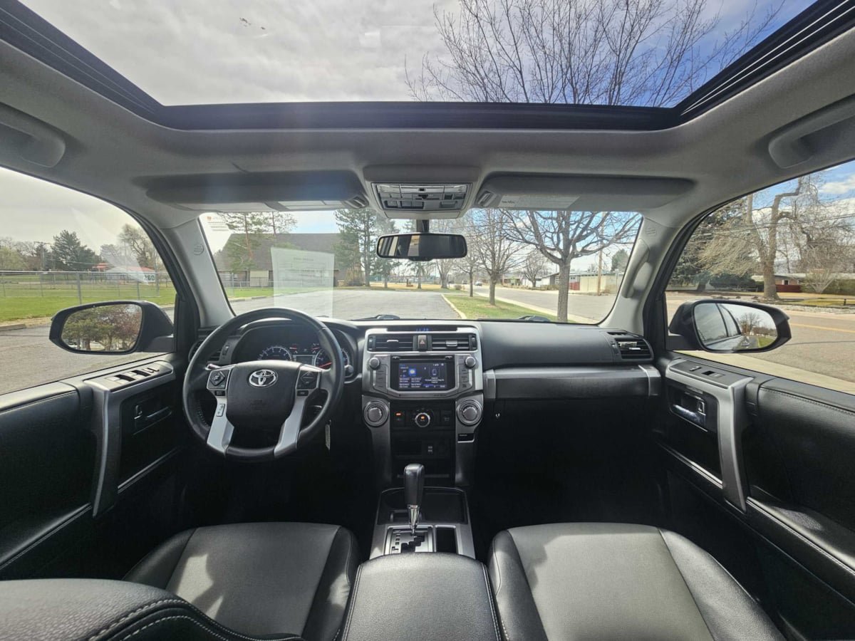 Used 2016 Toyota 4Runner SR5 Premium RWD image 43
