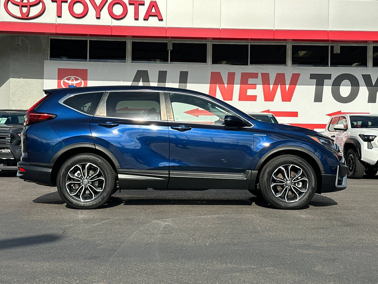 Used 2021 Honda CR-V EX image 6