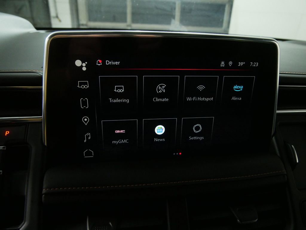 Used 2023 GMC Yukon AT4 image 31