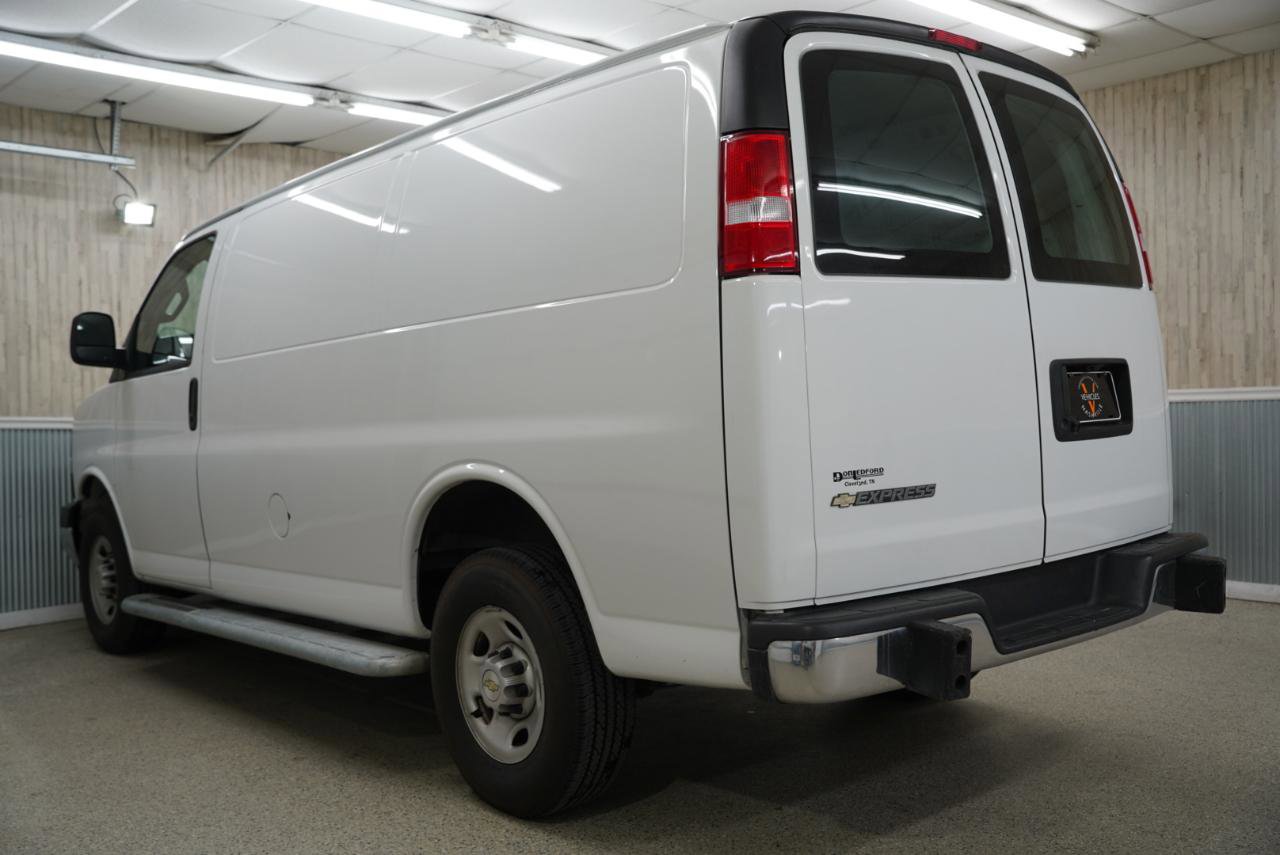 Used 2023 Chevrolet Express 2500 w/ Driver Convenience Package image 7