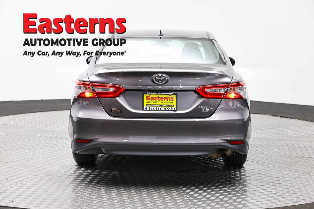 Used 2019 Toyota Camry LE FWD image 6