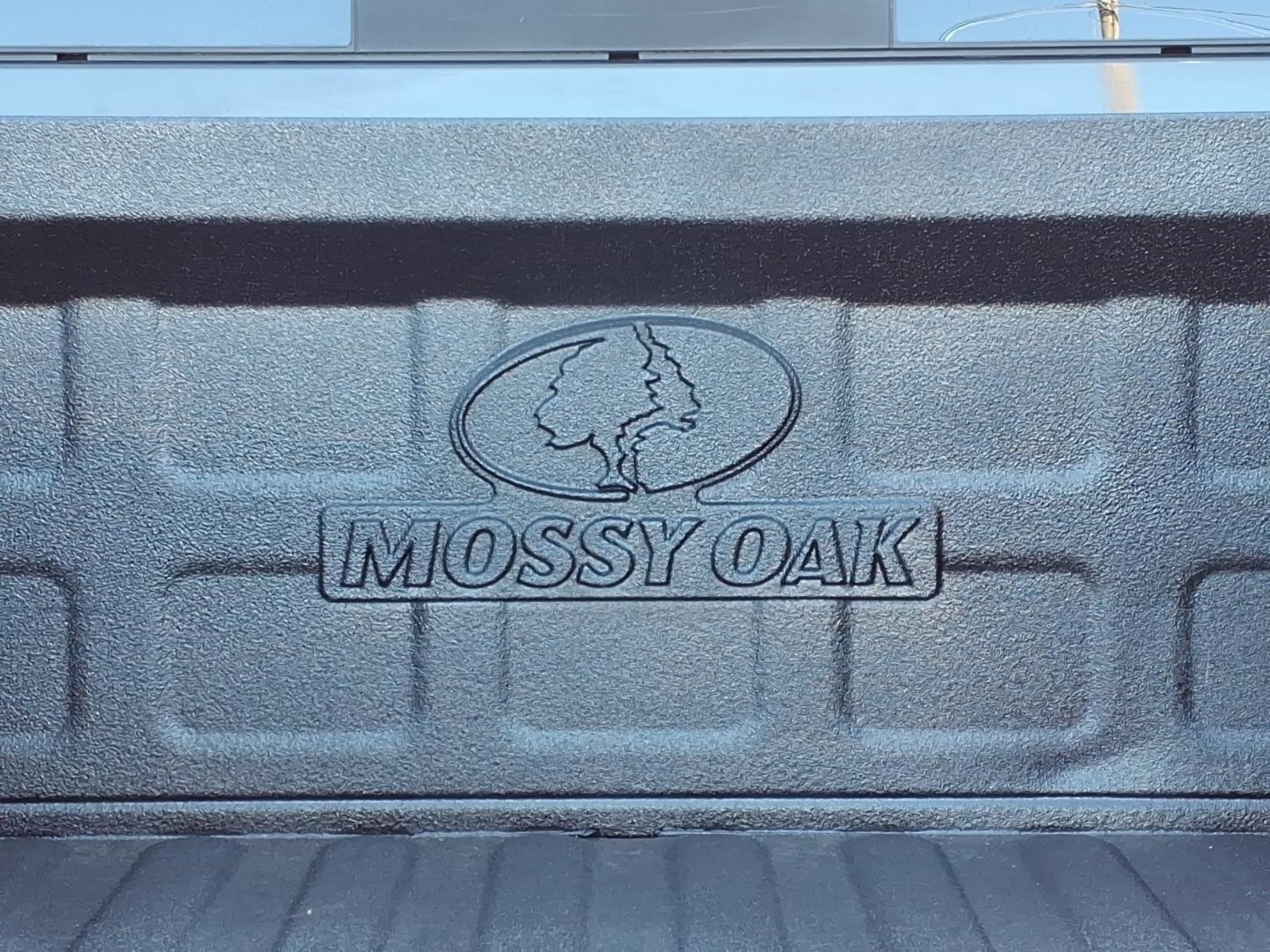 Used 2015 RAM 1500 Outdoorsman AWD/4WD image 5