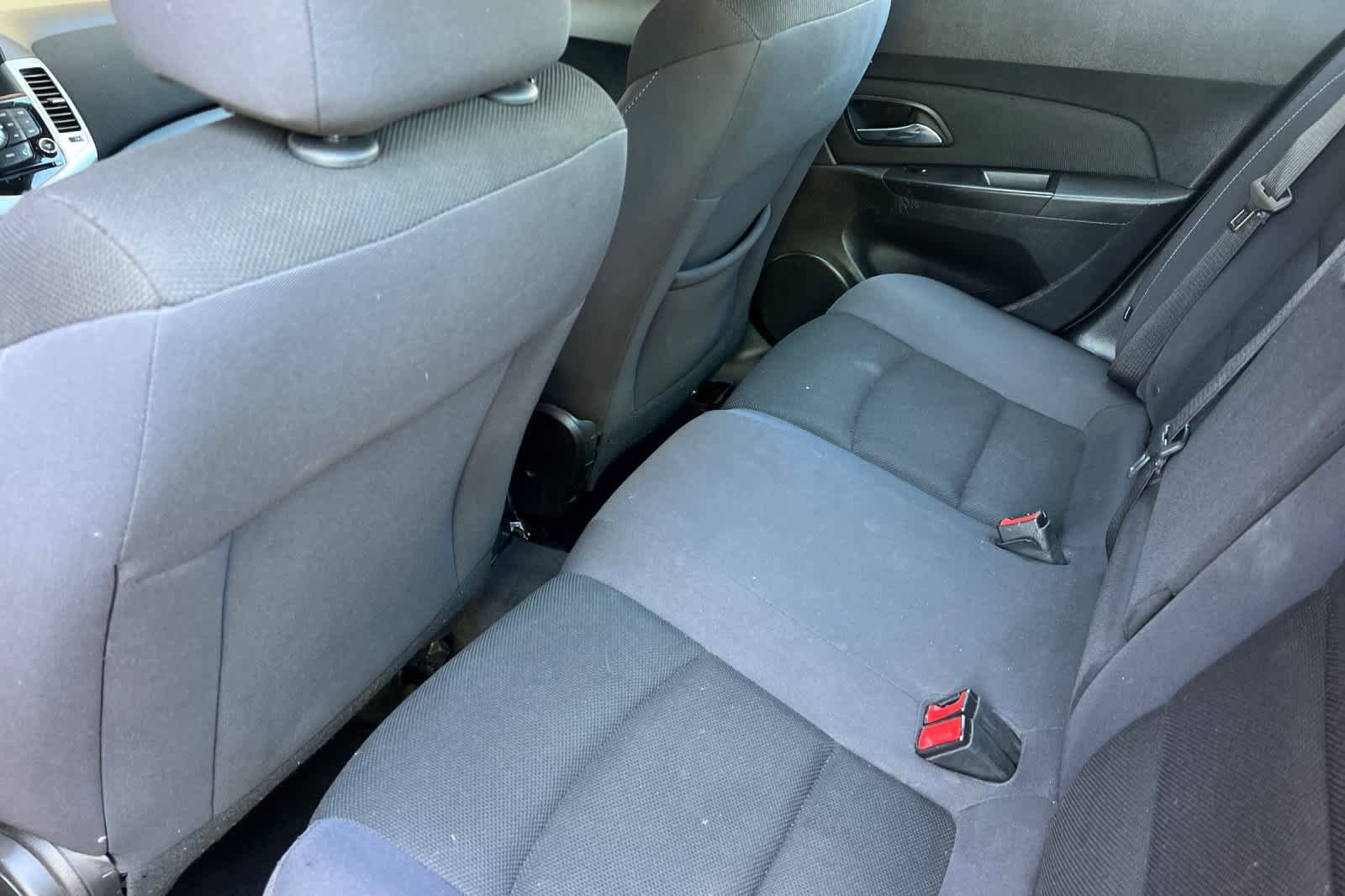 Used 2016 Chevrolet Cruze LT FWD image 4