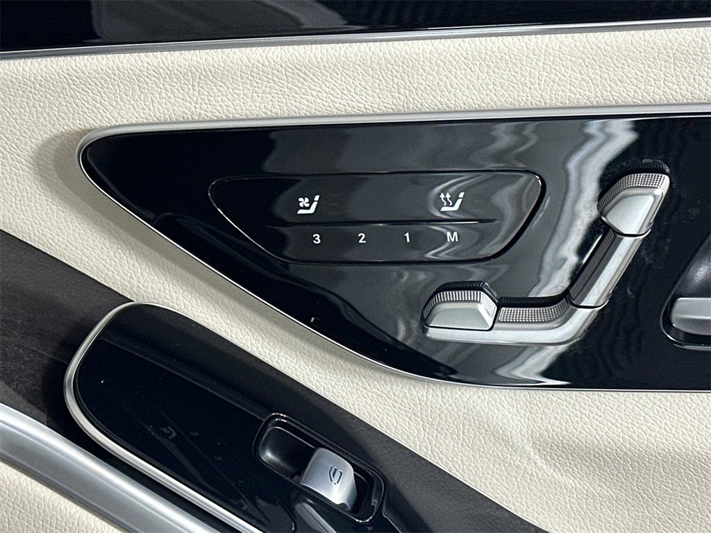 Certified 2022 Mercedes-Benz S 580 4MATIC Sedan image 16