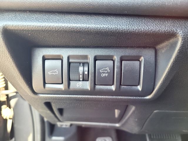 Used 2021 Subaru Outback Limited image 16