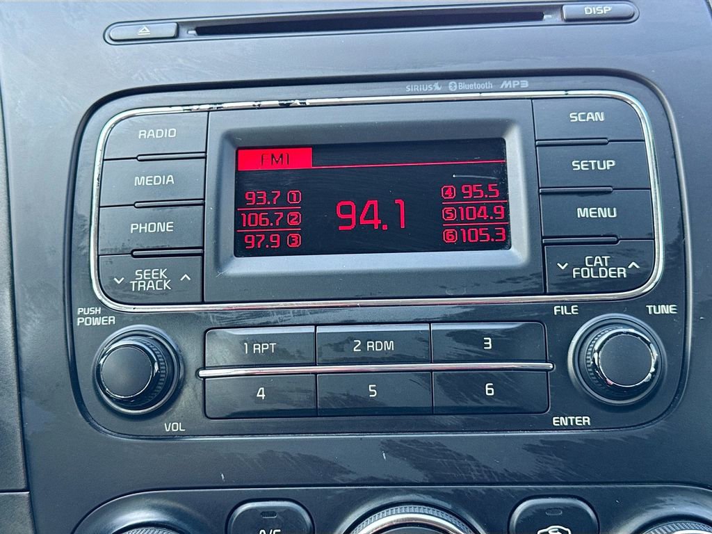 Used 2016 Kia Forte LX image 15