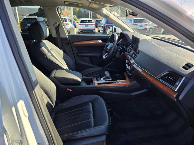 Used 2023 Audi Q5 2.0T Premium Plus w/ Premium Plus Package image 11