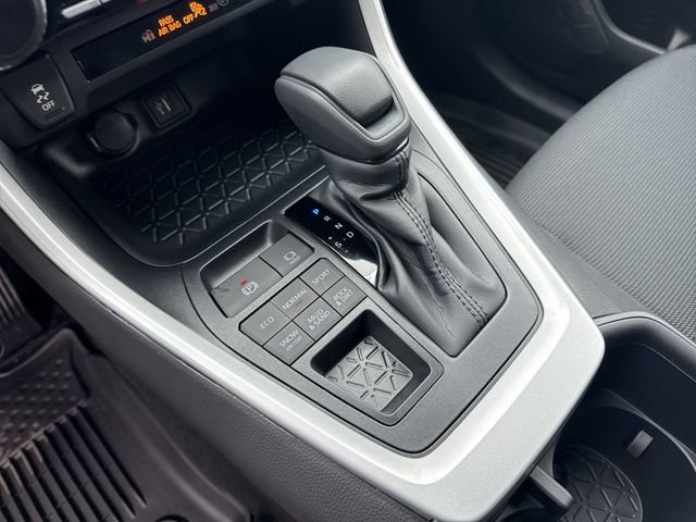 New 2025 Toyota RAV4 LE image 12