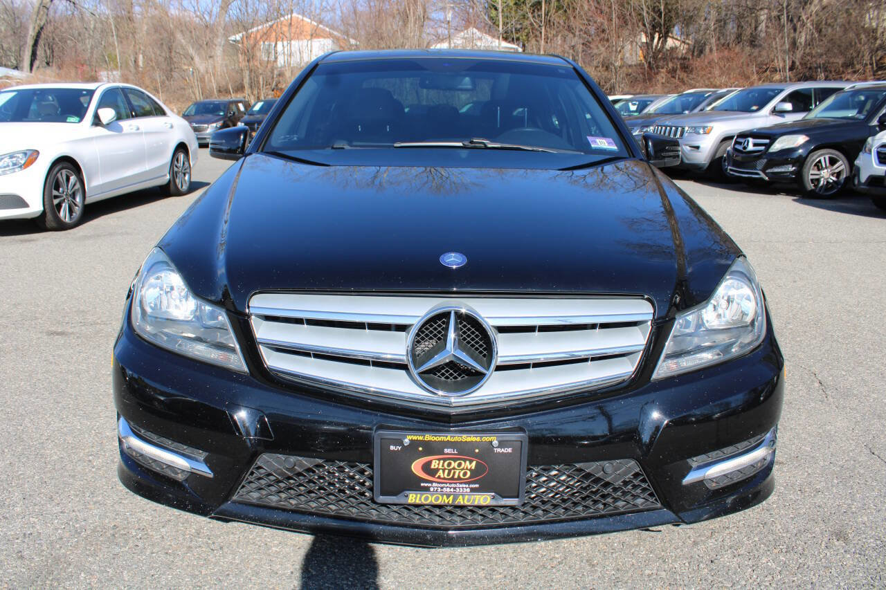 Used 2013 Mercedes-Benz C 250 Sedan image 3