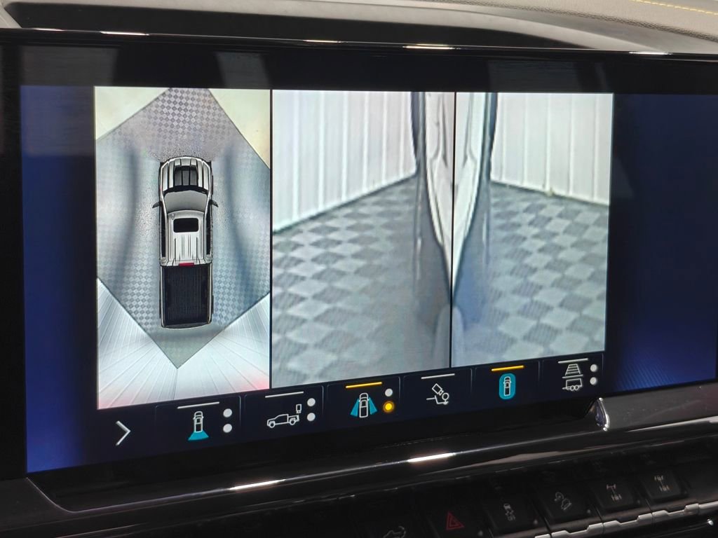 Used 2022 Chevrolet Silverado 1500 ZR2 w/ Technology Package image 61