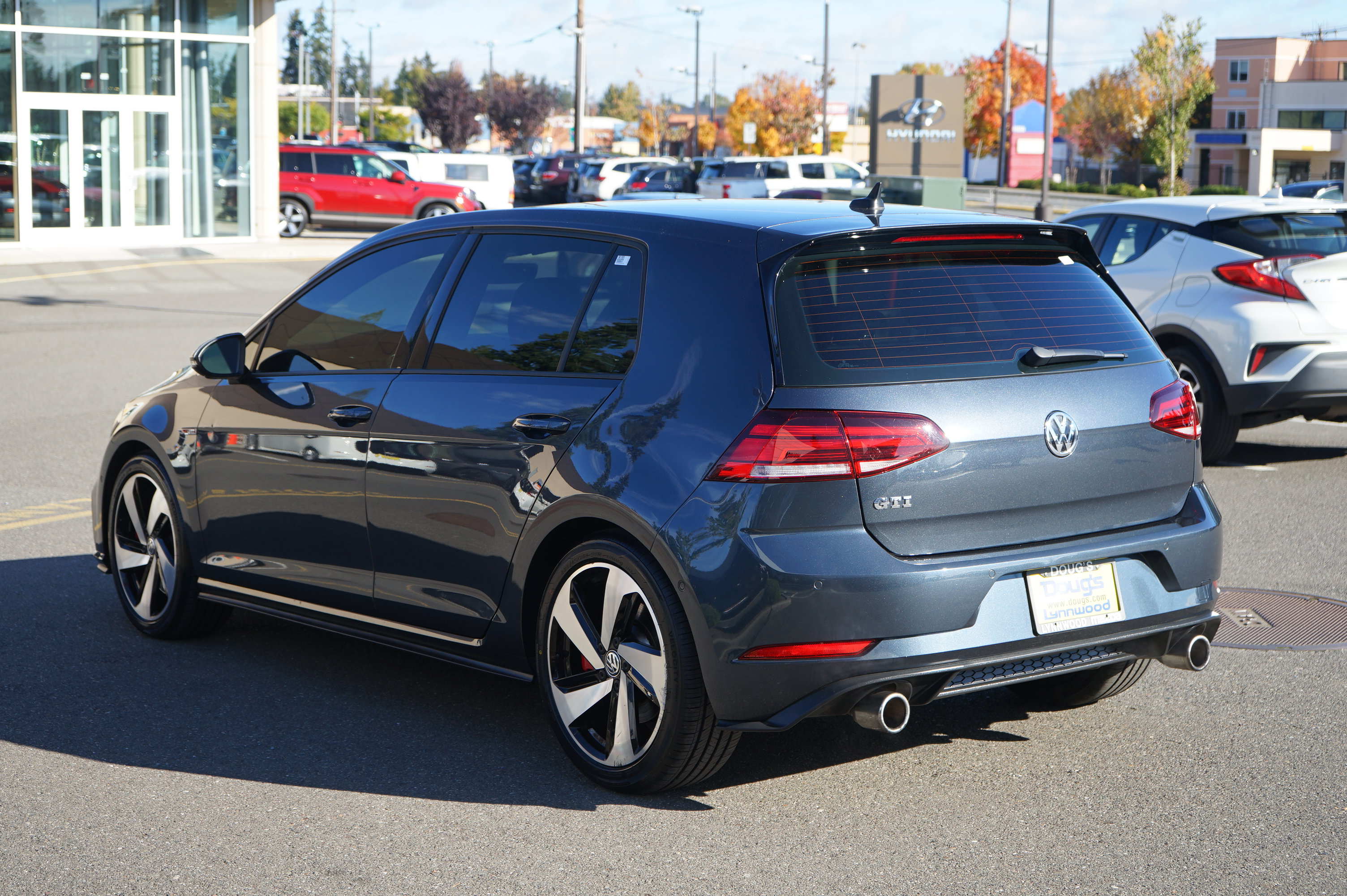 Used 2018 Volkswagen GTI Autobahn FWD image 5