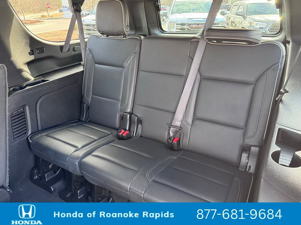 Used 2024 Chevrolet Suburban Premier image 34