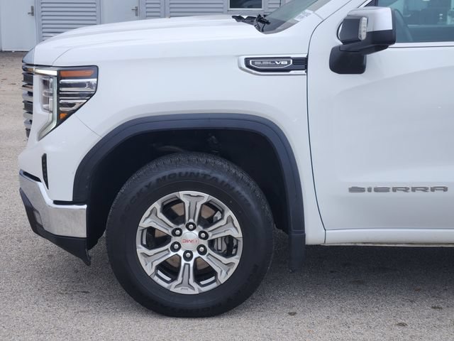 Used 2025 GMC Sierra 1500 SLT AWD/4WD image 5