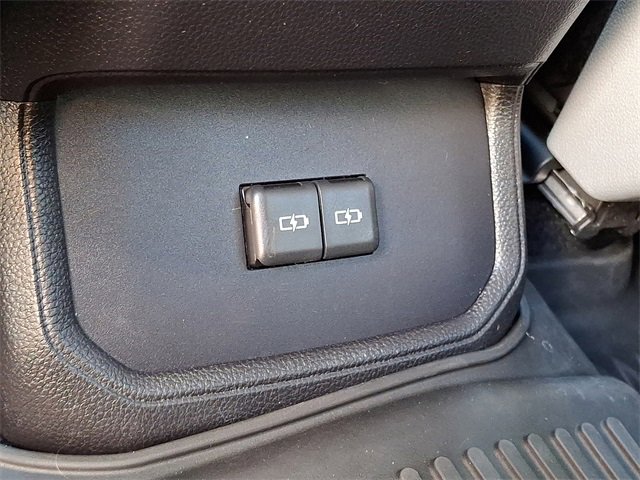 Used 2024 Toyota Highlander LE image 12