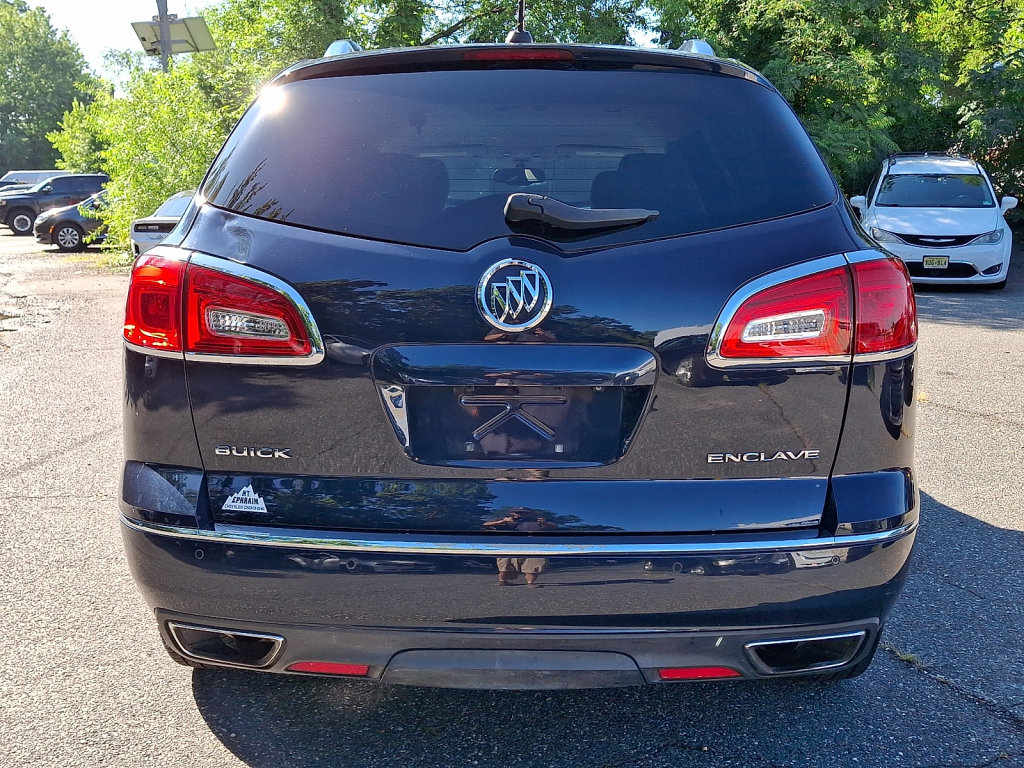 Used 2017 Buick Enclave Convenience FWD image 3