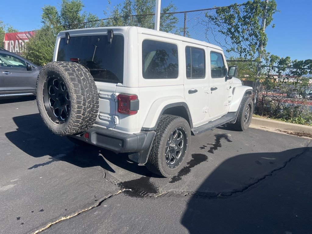 Used 2018 Jeep Wrangler Unlimited Sahara w/ Uconnect 4C Nav & Sound Group image 15