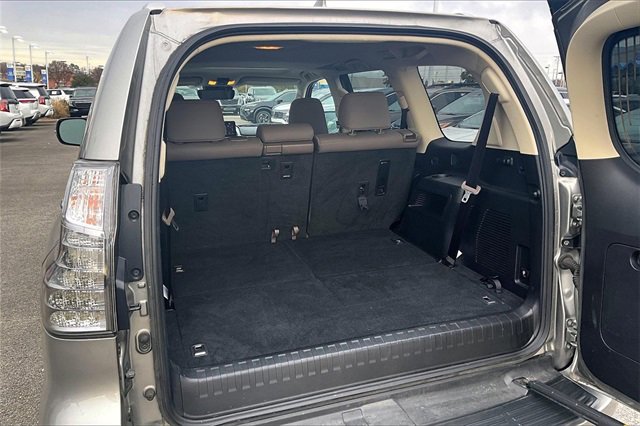 Used 2022 Lexus GX 460 Premium image 37