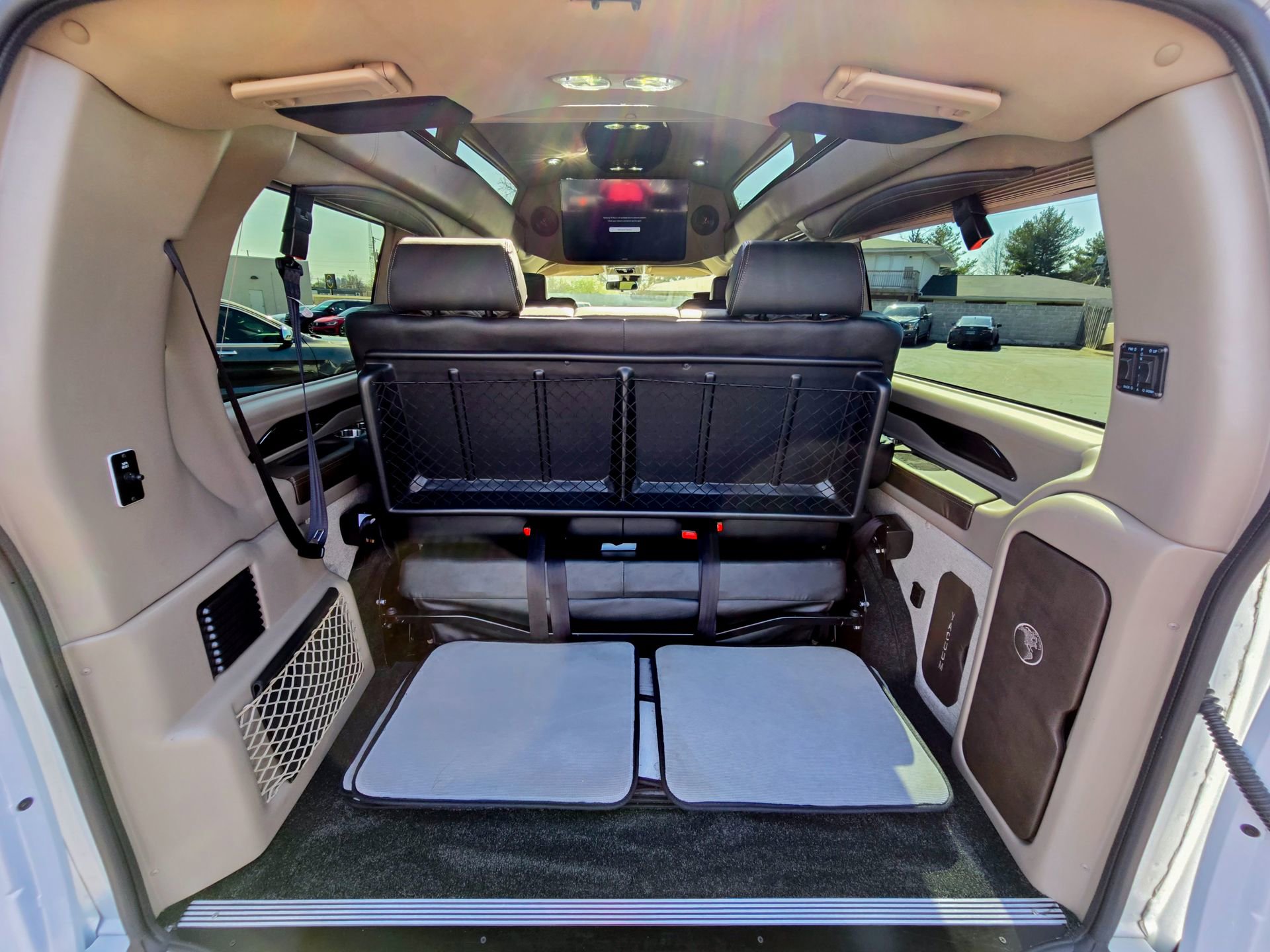Used 2025 GMC Savana 2500 RWD image 62