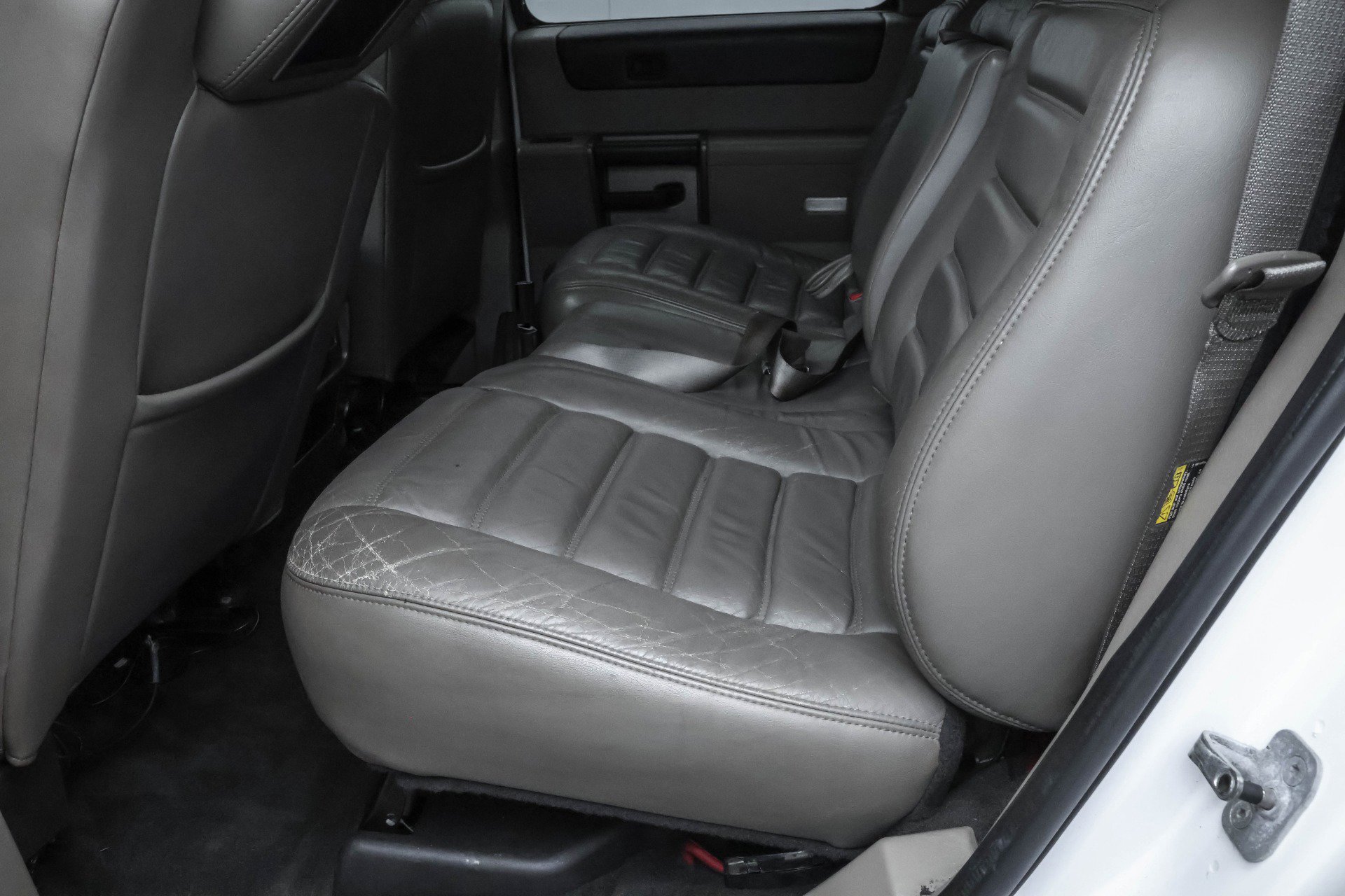 Used 2003 HUMMER H2 Luxury w/ Preferred Equipment Group image 11