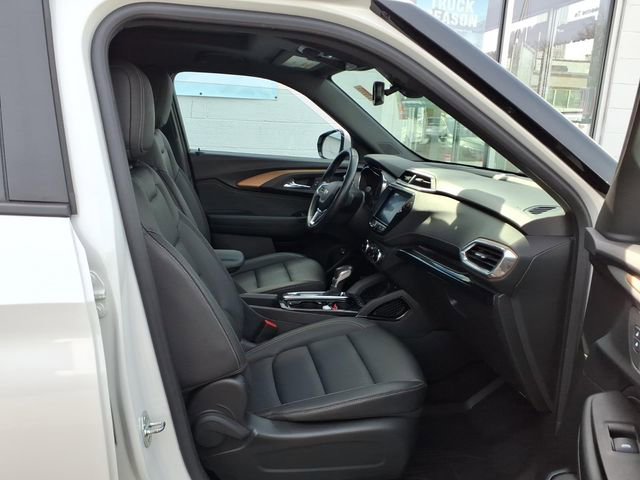 Used 2023 Chevrolet TrailBlazer ACTIV w/ Sun and Liftgate Package image 21