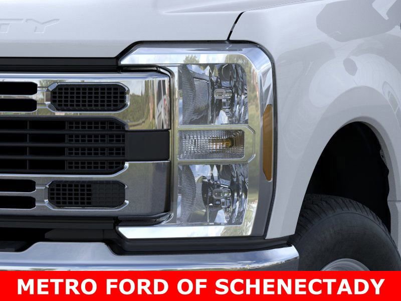 New 2025 Ford F350 XL w/ XL Chrome Package image 18