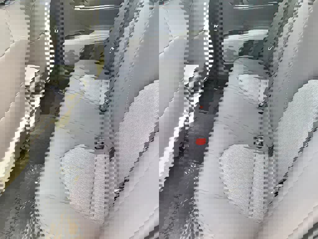 Used 2023 Toyota Camry LE image 11